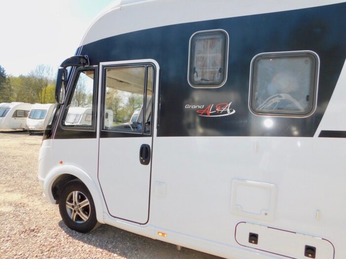 Dethleffs Grand AlpaI 7820-2 Fiat 2.3 AUTOMATIC Super Luxury A Class. November 2018 68 Plate with Only 5,900 miles from New. 2 to 4 Berth with 4 x 3 point Seat Belts. £129,999 - Image 35
