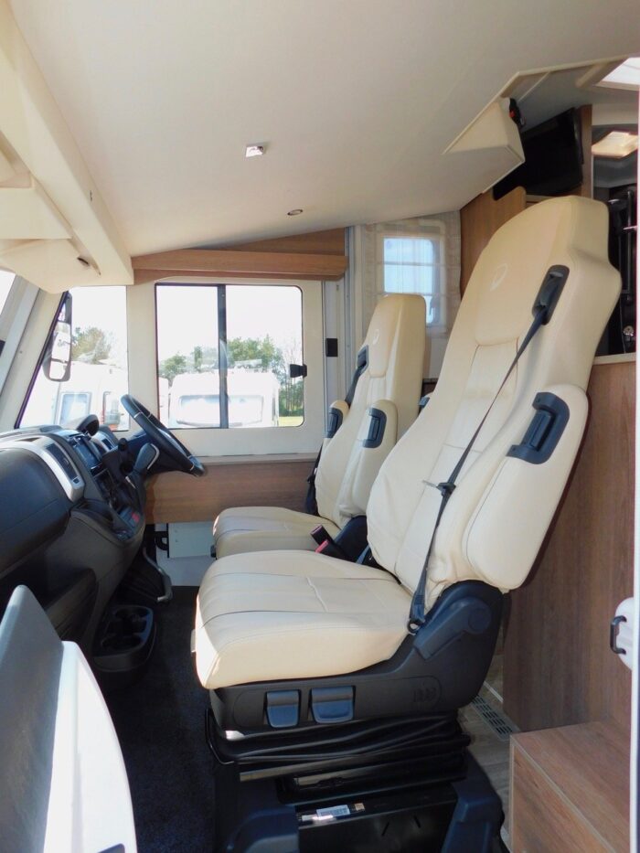 Dethleffs Grand AlpaI 7820-2 Fiat 2.3 AUTOMATIC Super Luxury A Class. November 2018 68 Plate with Only 5,900 miles from New. 2 to 4 Berth with 4 x 3 point Seat Belts. £129,999 - Image 34