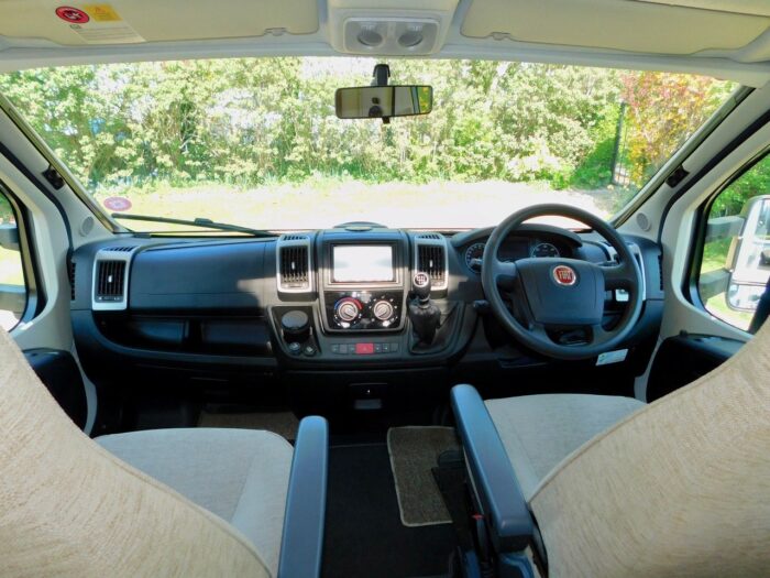Auto-Trail Apache 700 SE. Fiat 2.3 6 BERTH with 4 x 3 Point Seat Belts with Front and Rear Lounge and Dining Areas. £41,999 - Image 17