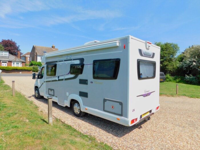 Elddis Sussex Fontwell Special Edition 196 Peugeot 2.0 Hdi with 6 Berth and 6 Seatbelts and Front and Rear Lounge and Dining Areas and with Only 16,800 miles from New in November 2016. £44,999 - Image 28