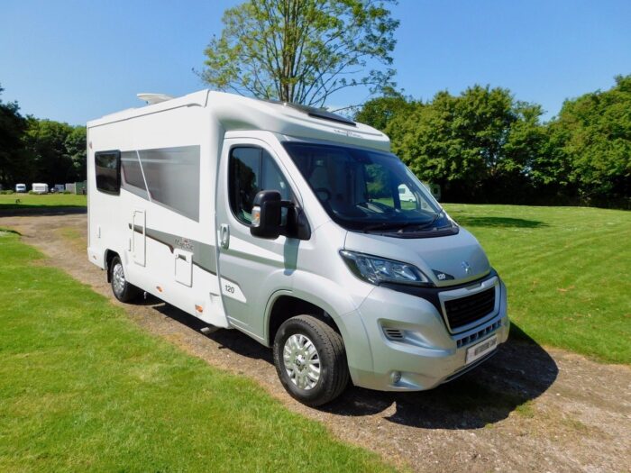 Elddis Majestic 120 Peugeot 2.2 Hdi Euro 6. LUXURY 2 Berth with REAR LOUNGE. Sleep as Either 2 Singles or a Huge Double Bed. ULEZ Compliant. Only 6,000 miles from New. £52,999