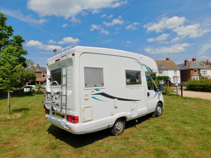 Auto-Sleeper Nuevo ES with 4 Berths and 5 x Travelling Seats with 5 x Seatbelts. Peugeot 2.0 Hdi Engine. 2005 and with Only 34,000 miles from New. (Deposit Now Taken) - Image 30