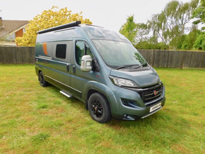 Burstner City Car C600 Harmony Line Fiat 2.3 AUTOMATIC Luxury Compact 2 to 3 Berth under 6m Long and Only 14,580 miles from New 2019 £54,999