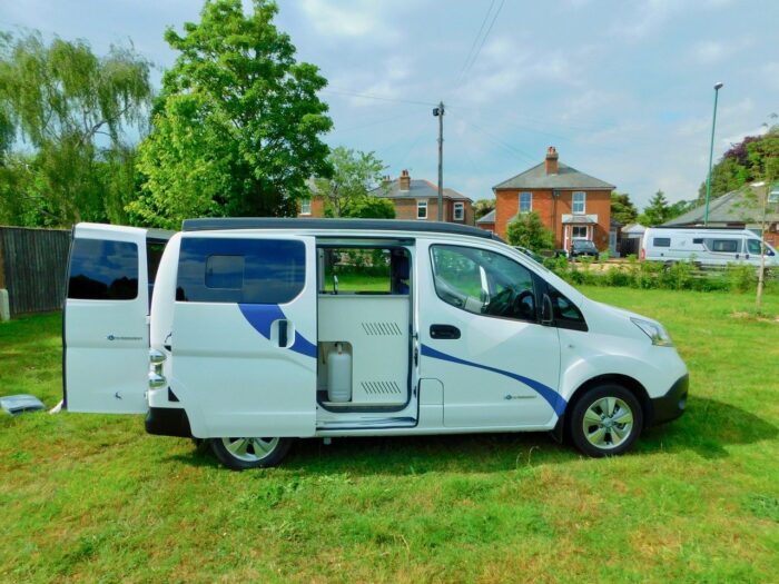Sussex Campervans Nissan EV200 AUTOMATIC 2 to 3 Berth All Electric Campervan. 2021 with Only 5,632 miles and ONLY 4.4m Long. Superb to Drive. £47,999 - Image 12