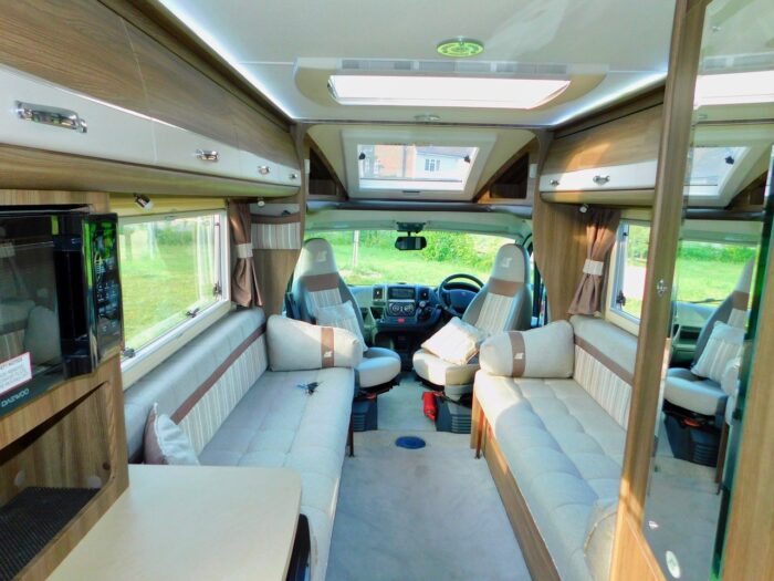 Auto-Sleeper Broadway Luxury 2 Berth. Peugeot 2.0L. 2017 with Only 21,153 Miles from New. Only 6.28m Long. £47,999 - Image 10