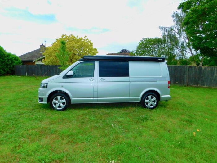 VW LWB 2.0L T32 Professional Conversion 2 Plus 2 Berth Highline. 2014 with Full Service History. Only 2 Owners from New. £27,999 - Image 26
