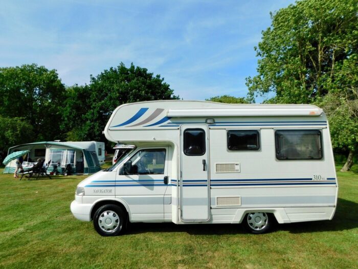 VW 2.4 diesel Compass Navigator 310 RL 4 Berth with Rear Lounge. £22,999 Extensively Refurbished - Image 28