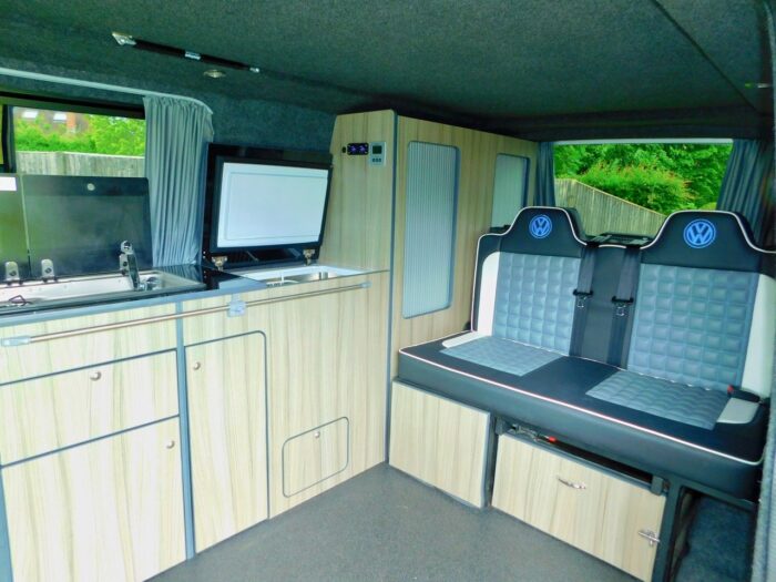 VW LWB 2.0L T32 Professional Conversion 2 Plus 2 Berth Highline. 2014 with Full Service History. Only 2 Owners from New. £27,999 - Image 20