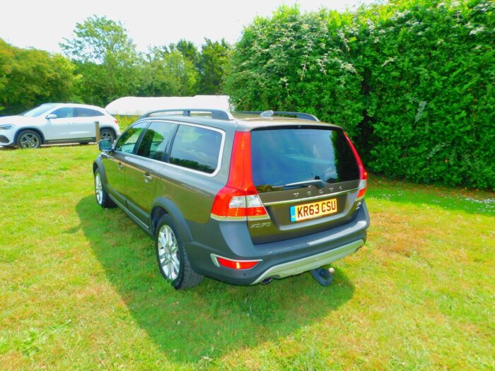 Volvo XC 70 2.4 D4 SE Lux Geartronic AWD Euro 5 5dr. November 2013, 63 Plate.. £14,490 - Image 14