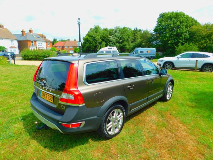 Volvo XC 70 2.4 D4 SE Lux Geartronic AWD Euro 5 5dr. November 2013, 63 Plate.. £14,490 - Image 13