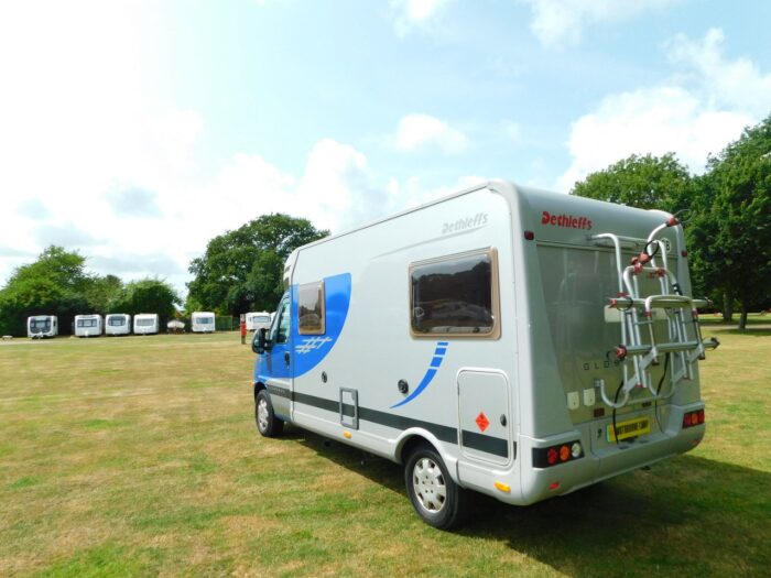 Dethleffs Globebus Fiat 2.3 Jtd Luxury 4 Berth. Rear LOUNGE and 5 Seatbelts. £32,999 - Image 25
