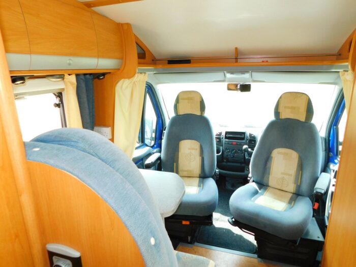 Dethleffs Globebus Fiat 2.3 Jtd Luxury 4 Berth. Rear LOUNGE and 5 Seatbelts. £32,999 - Image 20
