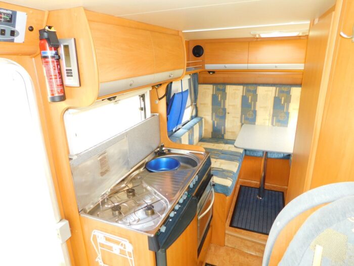 Dethleffs Globebus Fiat 2.3 Jtd Luxury 4 Berth. Rear LOUNGE and 5 Seatbelts. £32,999 - Image 14