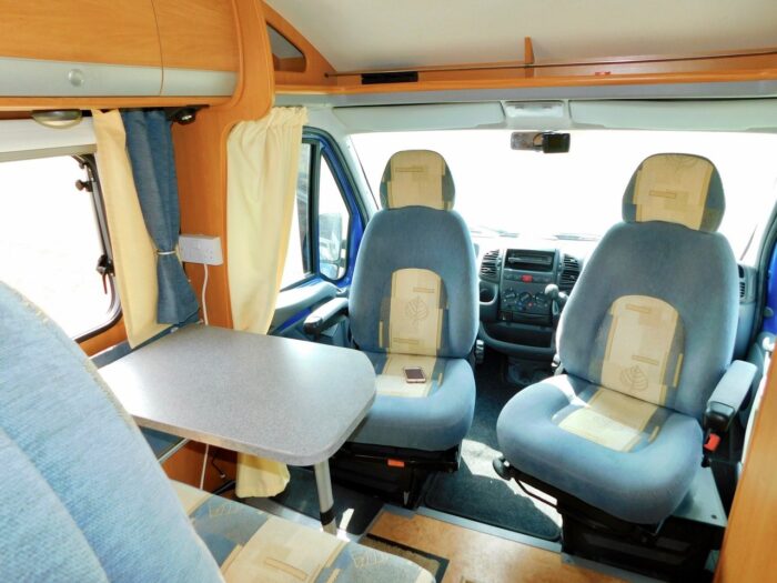 Dethleffs Globebus Fiat 2.3 Jtd Luxury 4 Berth. Rear LOUNGE and 5 Seatbelts. £32,999 - Image 8