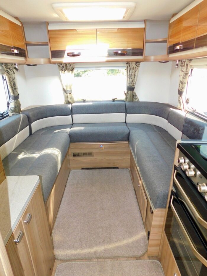 Bessacarr 462 Luxury 2 Berth with Huge REAR U SHAPE LOUNGE. Only 6.43m Long. Ultimate Specification. ULEZ Compliant.. £39,999 - Image 26