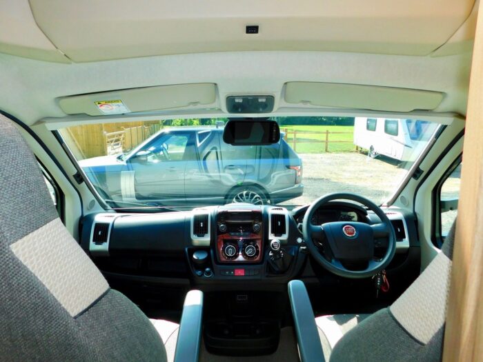 Bessacarr 462 Luxury 2 Berth with Huge REAR U SHAPE LOUNGE. Only 6.43m Long. Ultimate Specification. ULEZ Compliant.. £39,999 - Image 23