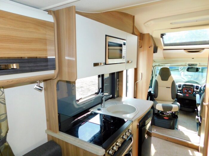 Bessacarr 462 Luxury 2 Berth with Huge REAR U SHAPE LOUNGE. Only 6.43m Long. Ultimate Specification. ULEZ Compliant.. £39,999 - Image 20