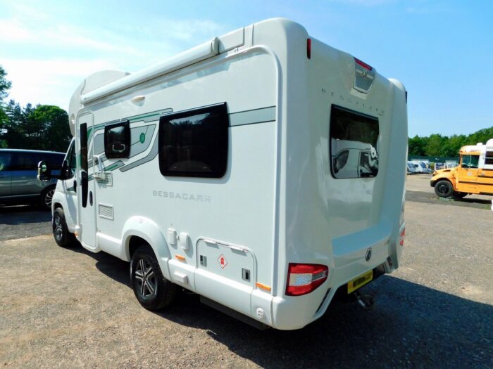 Bessacarr 462 Luxury 2 Berth with Huge REAR U SHAPE LOUNGE. Only 6.43m Long. Ultimate Specification. ULEZ Compliant.. £39,999 - Image 7