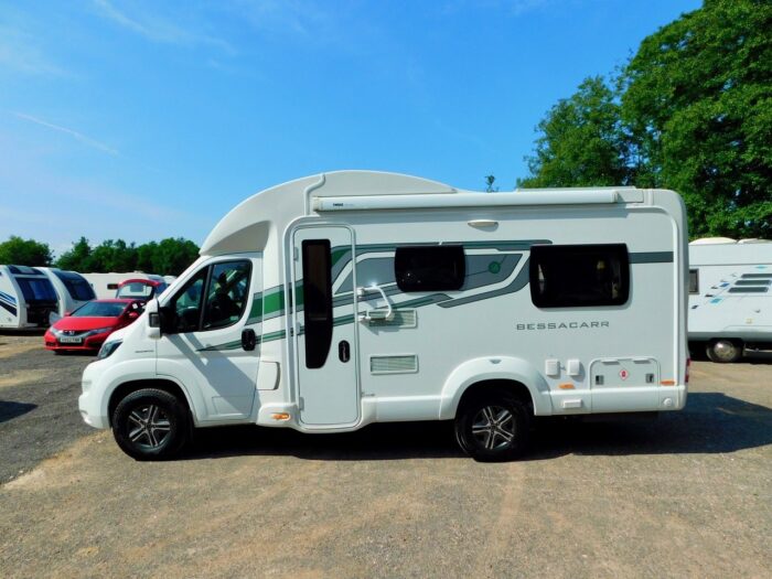 Bessacarr 462 Luxury 2 Berth with Huge REAR U SHAPE LOUNGE. Only 6.43m Long. Ultimate Specification. ULEZ Compliant.. £39,999 - Image 6
