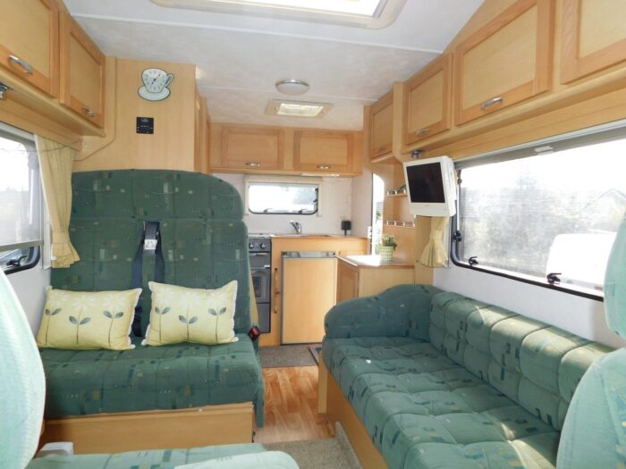Elddis Firestorm 300 Peugeot 2.2 Hdi Barrons Special Edition 5 BERTH with 4 x 3 point SEAT BELTS. Only 47,600 miles.  £20,999 - Image 11