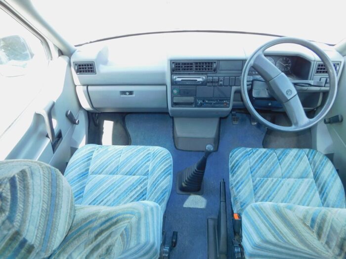 VW 2.0 Petrol Holdsworth Villa 2 Plus 2 Berth Campervan £12,999 - Image 13