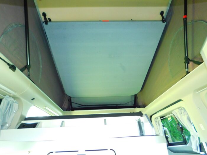 Westfalia Nugget 2020 70 plate Pop-Top Campervan Ford Transit, 2x Double Beds – 4x Berth & 5x Travelling Seats, 185 BHp Manual Gearbox – Super Specification With Full Service History! £44,999 - Image 29