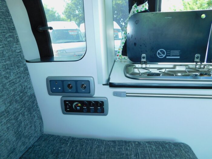Fiat Doblo Dynamic 1.9 jtd CAMPERVAN by Classic Campers with 4 SEATBELTS and AIR CONDITIONING. £11,999 - Image 13