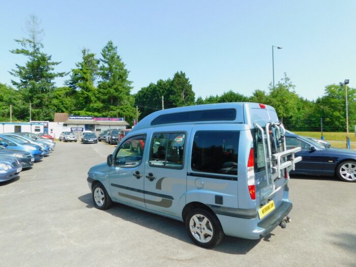 Fiat Doblo Dynamic 1.9 jtd CAMPERVAN by Classic Campers with 4 SEATBELTS and AIR CONDITIONING. £11,999 - Image 6
