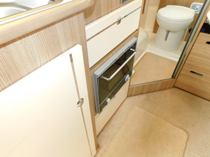 Rapido V56 Luxury 3 Berth with Double Bed and Single Bed. One Owner and Low Mileage from New  £51,999 ULEZ Exempt - Image 14