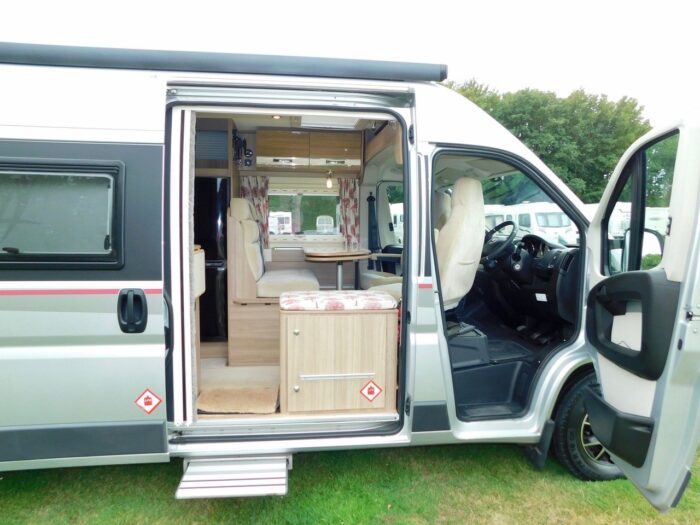Rapido V56 Luxury 3 Berth with Double Bed and Single Bed. One Owner and Low Mileage from New  £51,999 ULEZ Exempt - Image 12