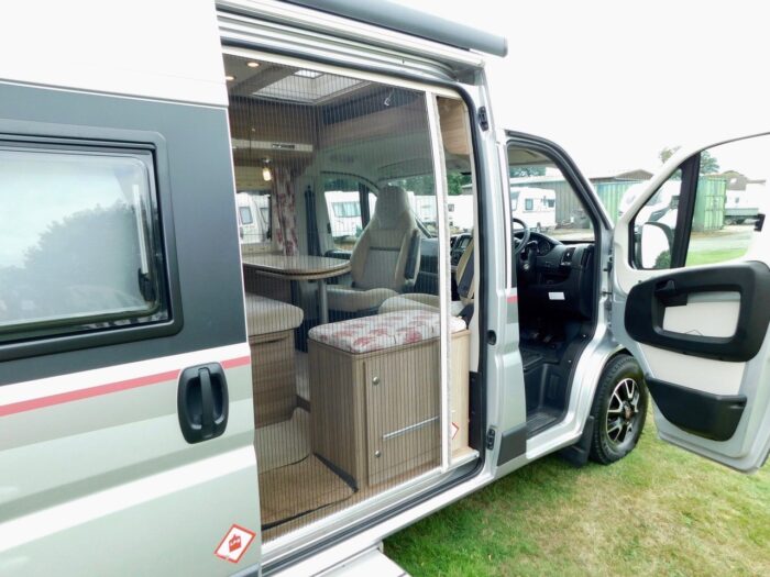 Rapido V56 Luxury 3 Berth with Double Bed and Single Bed. One Owner and Low Mileage from New  £51,999 ULEZ Exempt - Image 11
