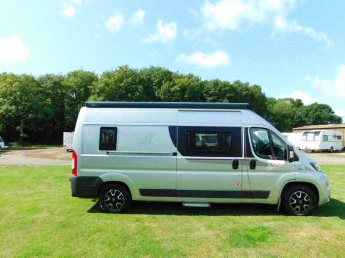 Rapido V56 Luxury 3 Berth with Double Bed and Single Bed. One Owner and Low Mileage from New  £51,999 ULEZ Exempt - Image 5