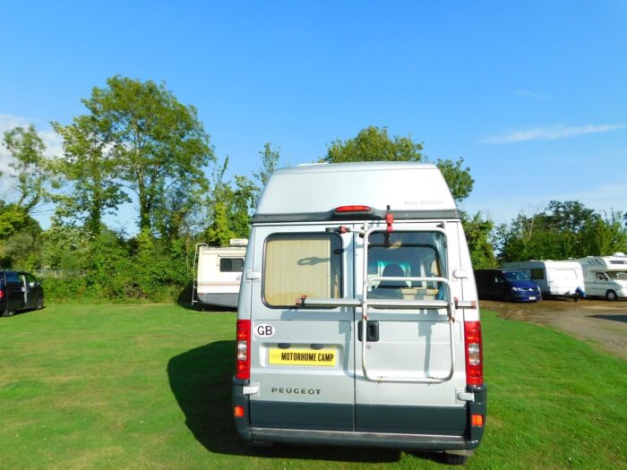 Auto-Sleeper DORSET Peugeot 2.0 HDI Luxury 4 Berth (2 Plus 2) model. Only 5.2m Long, 2.02m Wide. 2 x Electric Steps. 2003 £19,999 - Image 29