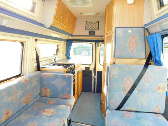 Auto-Sleeper DORSET Peugeot 2.0 HDI Luxury 4 Berth (2 Plus 2) model. Only 5.2m Long, 2.02m Wide. 2 x Electric Steps. 2003 £19,999 - Image 23