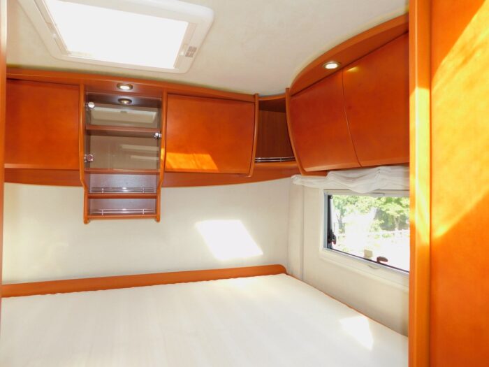 Concorde Credo Emotion 713H Fiat 3.0 L 180 bhp Automatic Luxury 4 Berth with Large Garage for a Scooter etc. £65,999 - Image 26
