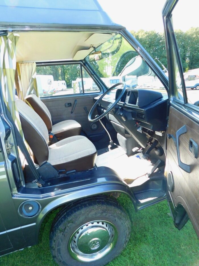 1983 VW T25 Caravelle1.9 Water Cooled with 5 Speed gearbox.  Auto-Sleeper Campervan in SUPERB Condition with POWER  STEERING and Only 52,278 miles from New. £25,999 - Image 29