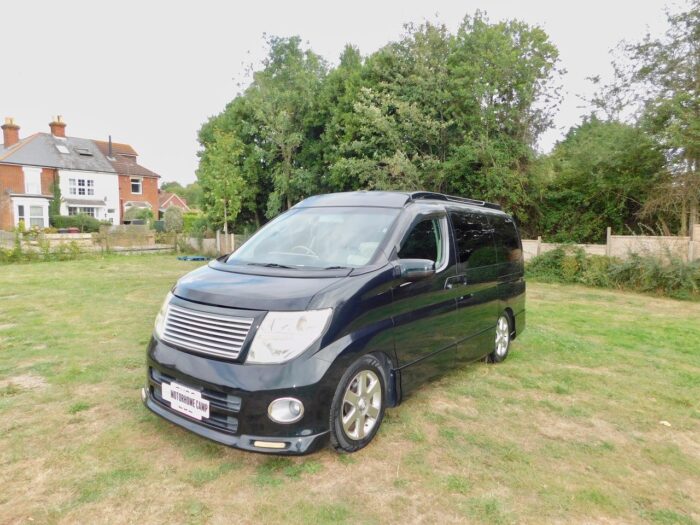 Nissan Elgrand Highway Star 2.5 Petrol AUTOMATIC Switchable from 2 wd to 4 wd. 2 Plus 2 Berth by Free Spirit Campervans £23,999 - Image 5