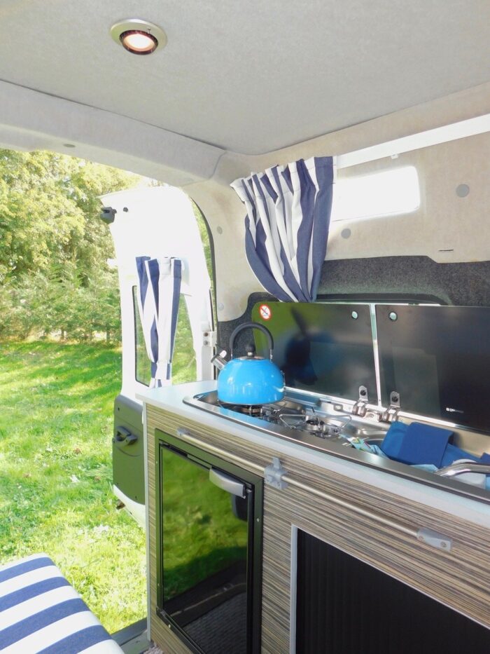 Dolly Doblo 2011 Freedom Compact 2 Berth Campervan.  £10,999 - Image 10