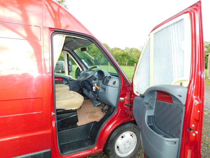 IH Savannah Tio R Luxury 2 Berth Campervan with U Shape REAR LOUNGE. Fiat 2.8 Jtd with Only 60,000 miles from NEW. Only 5.6m Long £24,999 - Image 28