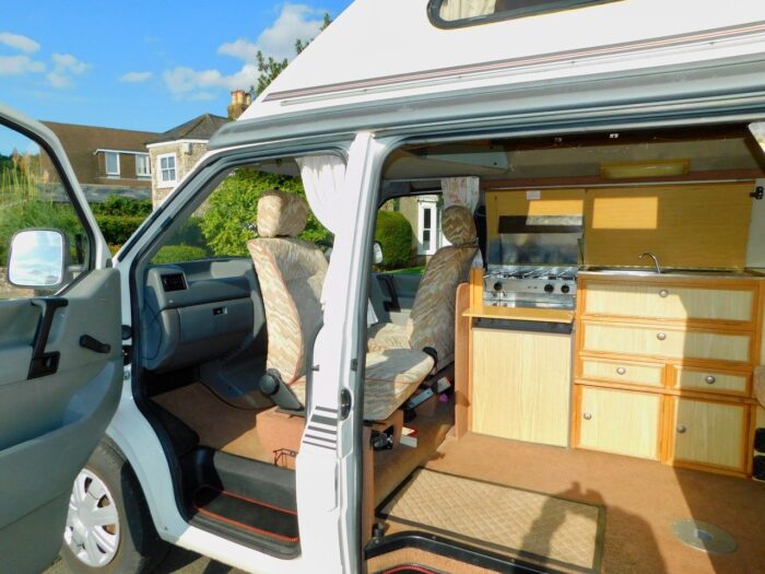 Auto-Sleeper Trident VW T4 2.4d 2 Plus 2 Berth Campervan 1994 with Low Mileage and Power Assisted Steering.  £10,999 Ideal Project - Image 9