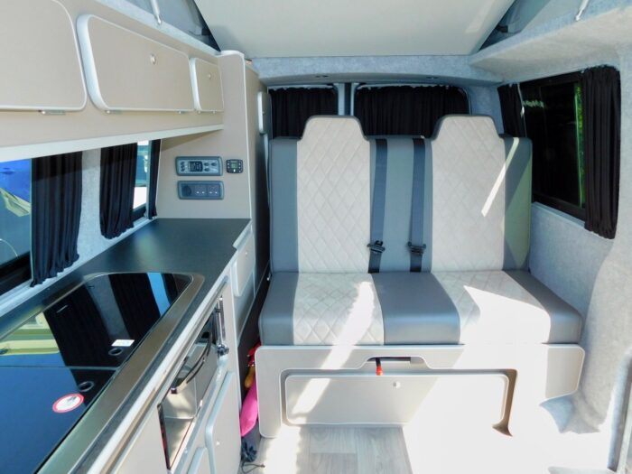 VW T5 SWB TRENDLINE AC EXPEDITION CAMPERS MONTE CARLO 2.0 L 2 Plus 2 Berth with Air Conditioning and Grill, Plus Rear Central Heating..£32,995 - Image 7