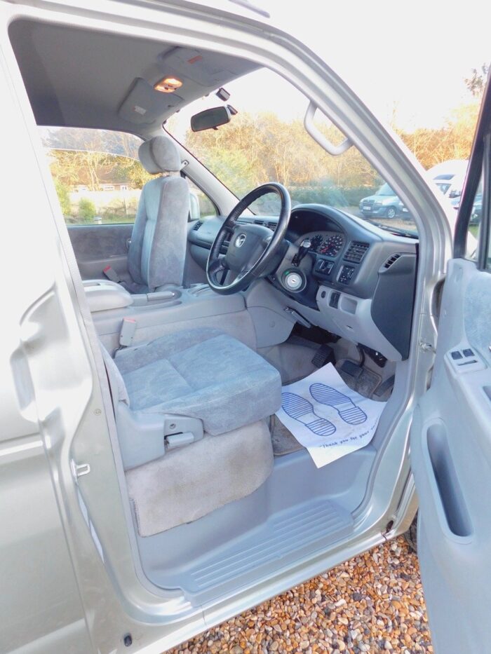 Mazda Bongo 2.5 Petrol AUTOMATIC with Only 67,250 miles From New in Truly Exceptional Condition. Swivel Front Passenger Seat. £12,999 - Image 4