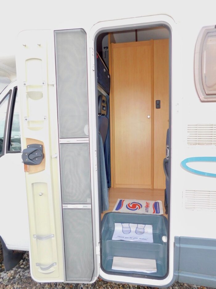Lunar Champ 520 4 Berth With REAR LOUNGE. Fiat 2.3 Jtd Only 5.6m Long and 2.27m Wide Only 41,563 from new. £18,999 - Image 22