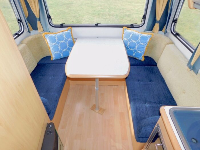 Lunar Champ 520 4 Berth With REAR LOUNGE. Fiat 2.3 Jtd Only 5.6m Long and 2.27m Wide Only 41,563 from new. £18,999 - Image 18