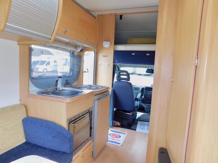 Lunar Champ 520 4 Berth With REAR LOUNGE. Fiat 2.3 Jtd Only 5.6m Long and 2.27m Wide Only 41,563 from new. £18,999 - Image 14