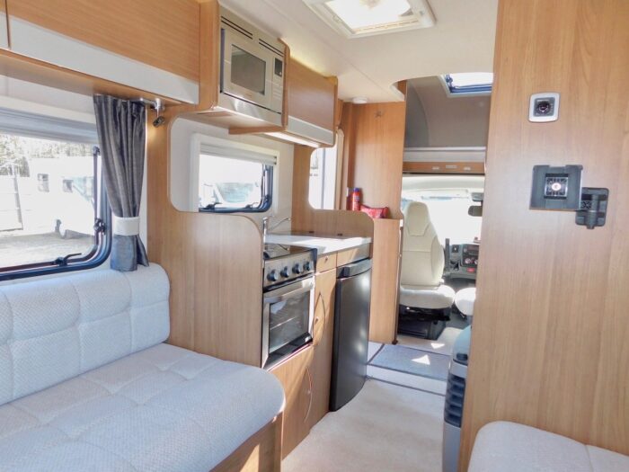 Auto-Trail Tribute t625 AUTOMATIC Fiat 2.3 150 bhp Euro 6 Engine, 4 Berth with 2 x Seat Belts 2018 with Only 11,200 miles from New. ULEZ Compliant. (Deposit Now Taken) - Image 19