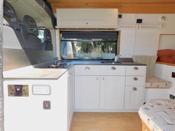 Professionally Hand Crafted 2 Berth Camper Conversion CITROEN RELAY 35 L3H2 2.2 HDI with Only 55,000 miles from New £34,999 - Image 19