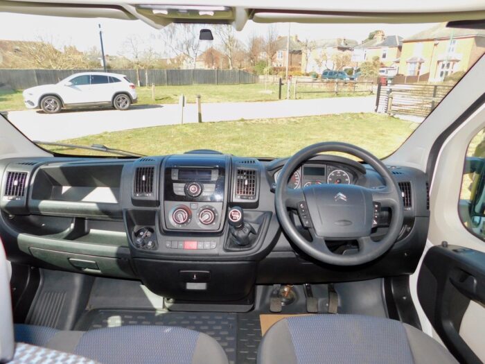 Professionally Hand Crafted 2 Berth Camper Conversion CITROEN RELAY 35 L3H2 2.2 HDI with Only 55,000 miles from New £34,999 - Image 17