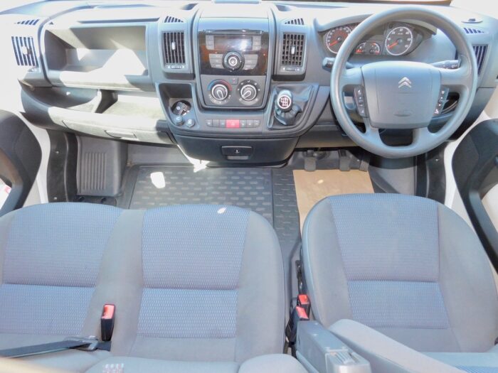 Professionally Hand Crafted 2 Berth Camper Conversion CITROEN RELAY 35 L3H2 2.2 HDI with Only 55,000 miles from New £34,999 - Image 16