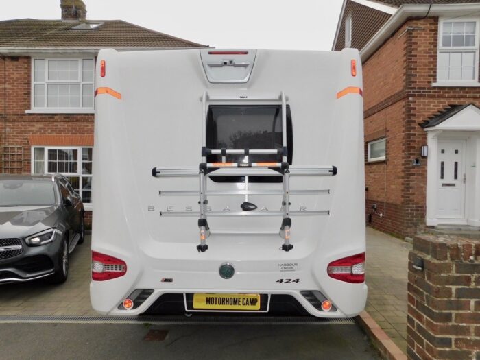Bessacarr 424 Fiat 2.3 - 2 130 bhp. 4 Berth with 4 x 3 point Seat Belts. Plated Weight 3500 Kgs and Only 5.99m Long and 2.82m High and 2.38m Wide. £47,999 - Image 24